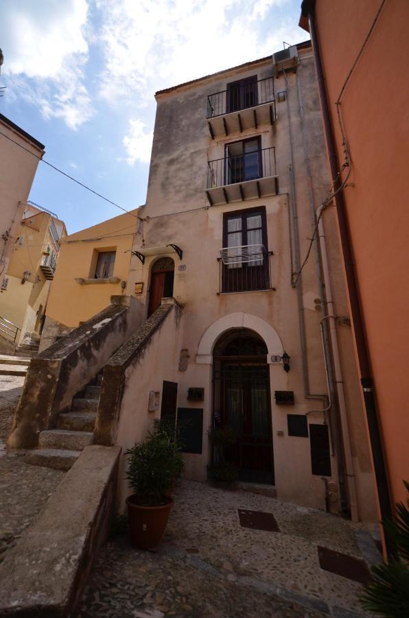 Saraceni 20 Apartment Cefalu Exterior photo